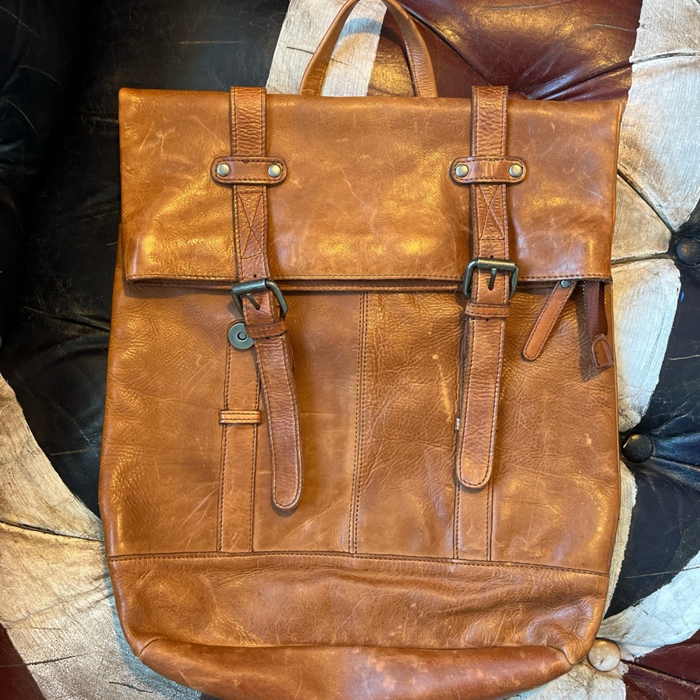 vintage Brown Leather Buckle Backpack / Roll-Top Rucksack.